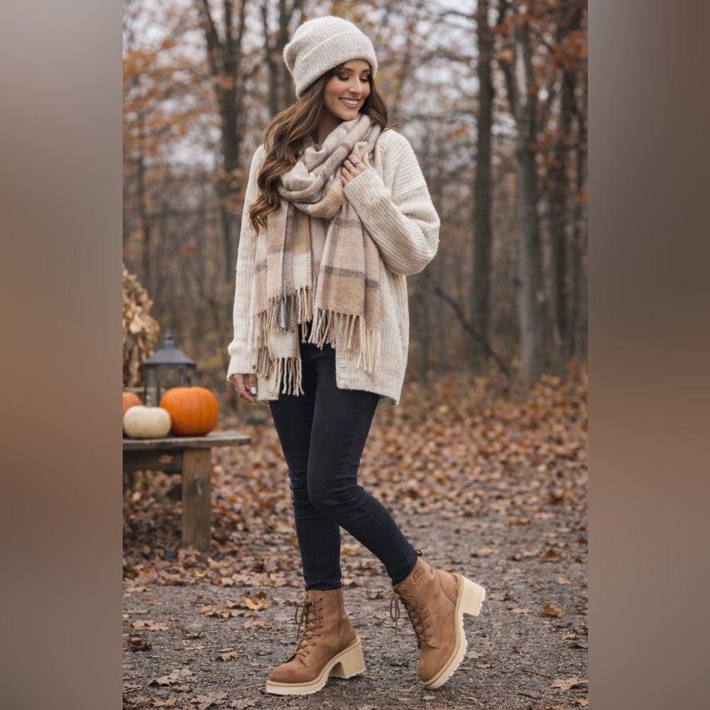 SOREL waterproof boots  Women's Tan Leather Boots - Picture 5 of 15